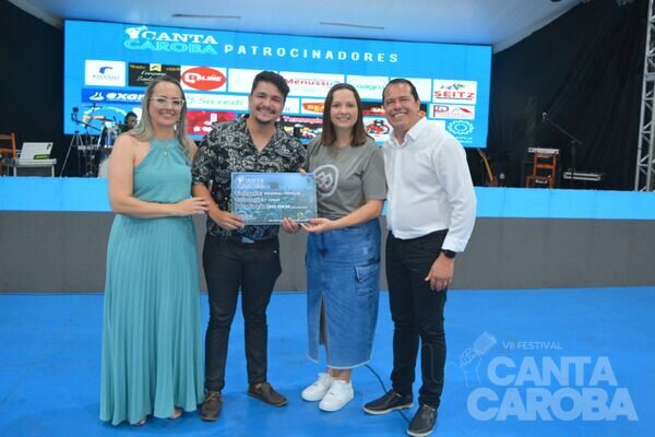 Premiação do V Canta Caroba