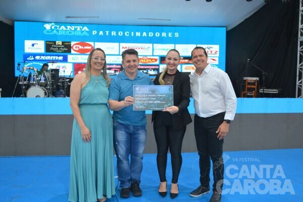 Premiação do V Canta Caroba
