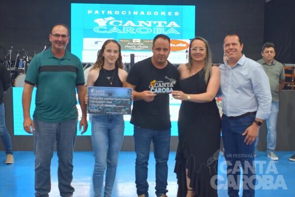 Premiação do V Canta Caroba