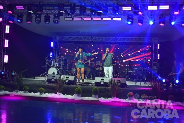 Sexta-feira no VI Canta Caroba
