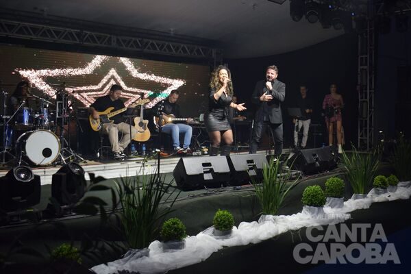 Sábado no VI Canta Caroba